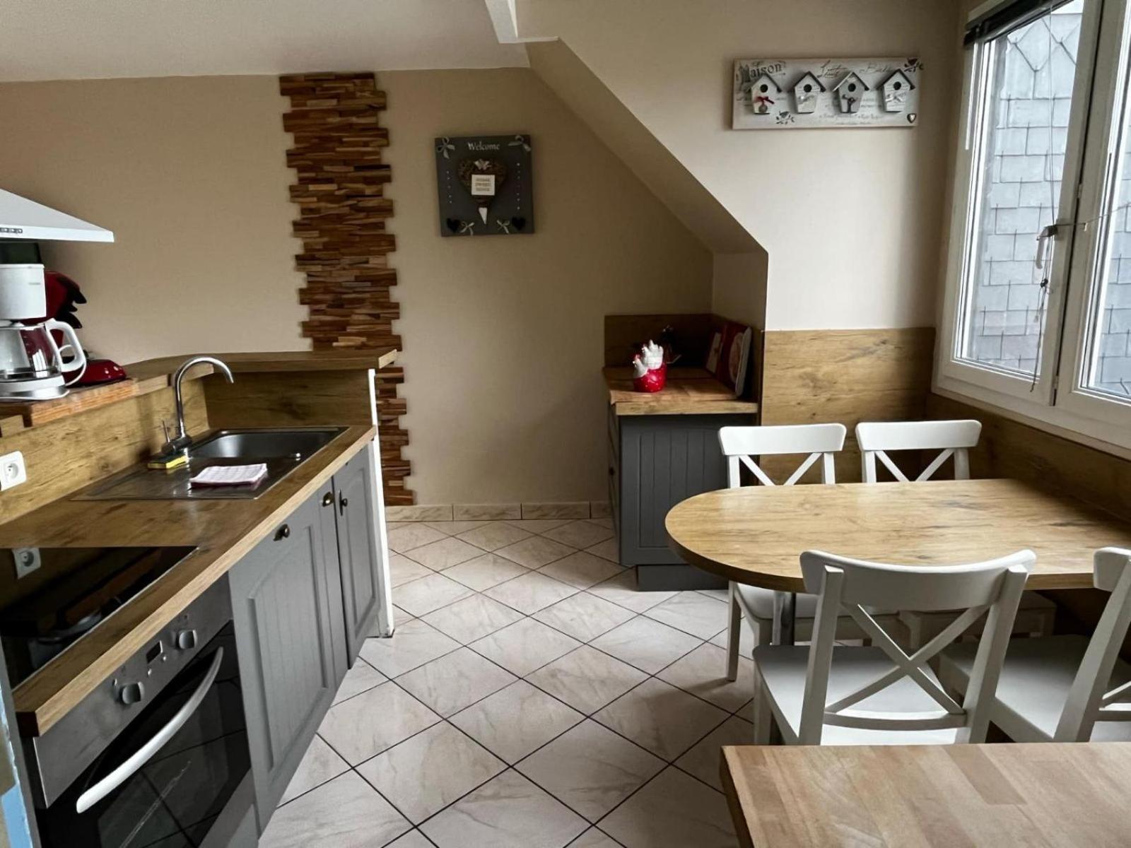 Chez Fifille Appartement Dans Honfleur Parking Prive Exteriör bild